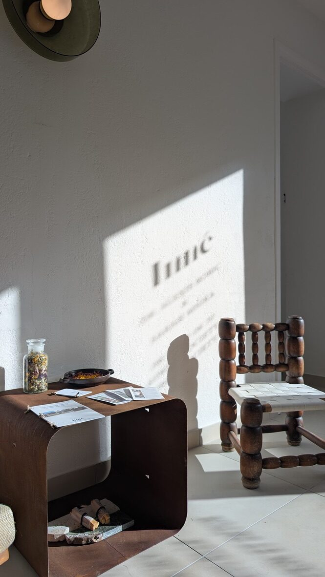 Le studio Inné du Beausset — lumière du matin